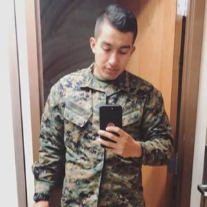 Meet your Posher, Cesar